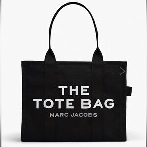 Marc Jacobs. The Canvas Large Tote Bag in Black.